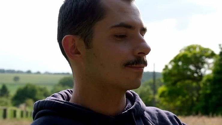 The Vault - Silver Finger by Matthieu Hamaissi - Video Download