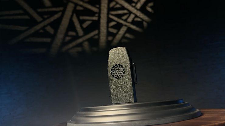 Ultra Smoke by Bond Lee, Wenzi & MS Magic