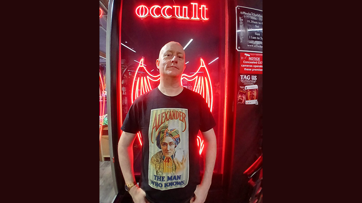 Beyond the Grave: Cold Reading Secrets of the Platform Mediums & Stage Clairvoyants